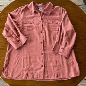 dressbarn woman Peach Plaid Long Sleeve Buttons Down Top